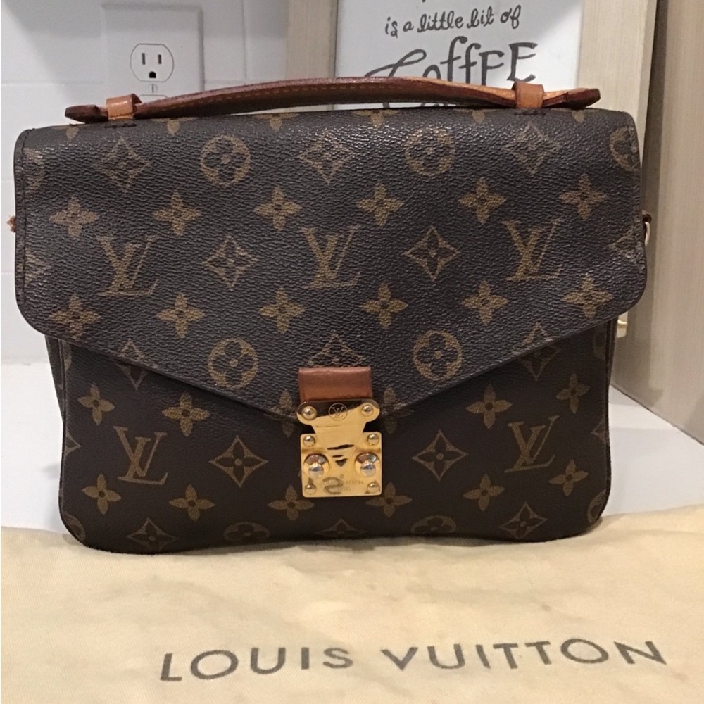 Louis Vuitton Monogram Canvas Pochette Metis Handbag with Brown Leather Trim